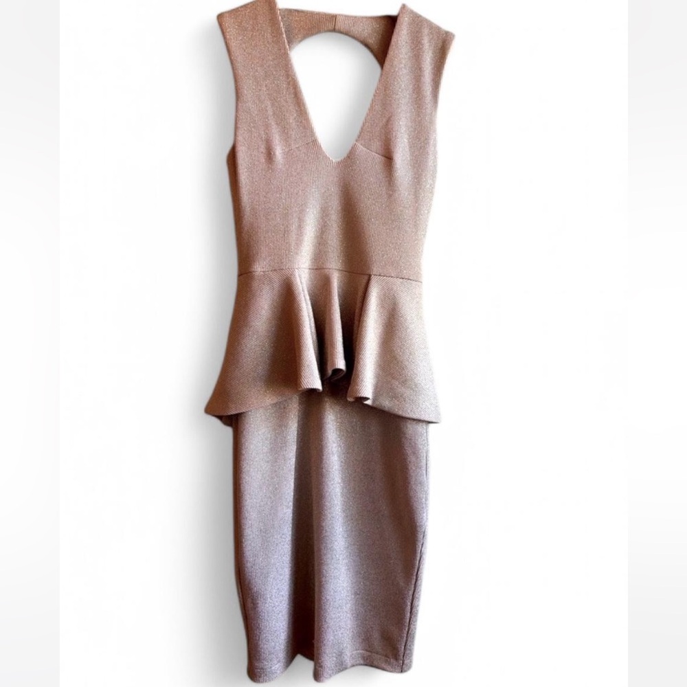 ✨ Sheike Gold Metallic Peplum Dress (AU6) ✨